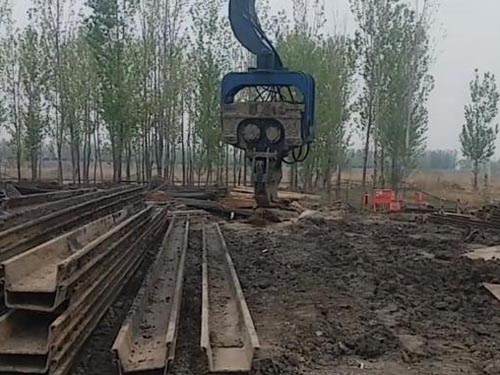 9米鋼板樁施工 9米鋼板樁施工